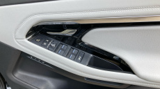 Land Rover Range Rover Evoque 2.0 D200 R-Dynamic SE 5dr Auto Diesel Hatchback